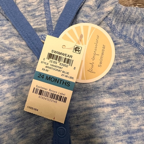 NWT Boys Swim Robe - Picture 4 of 5